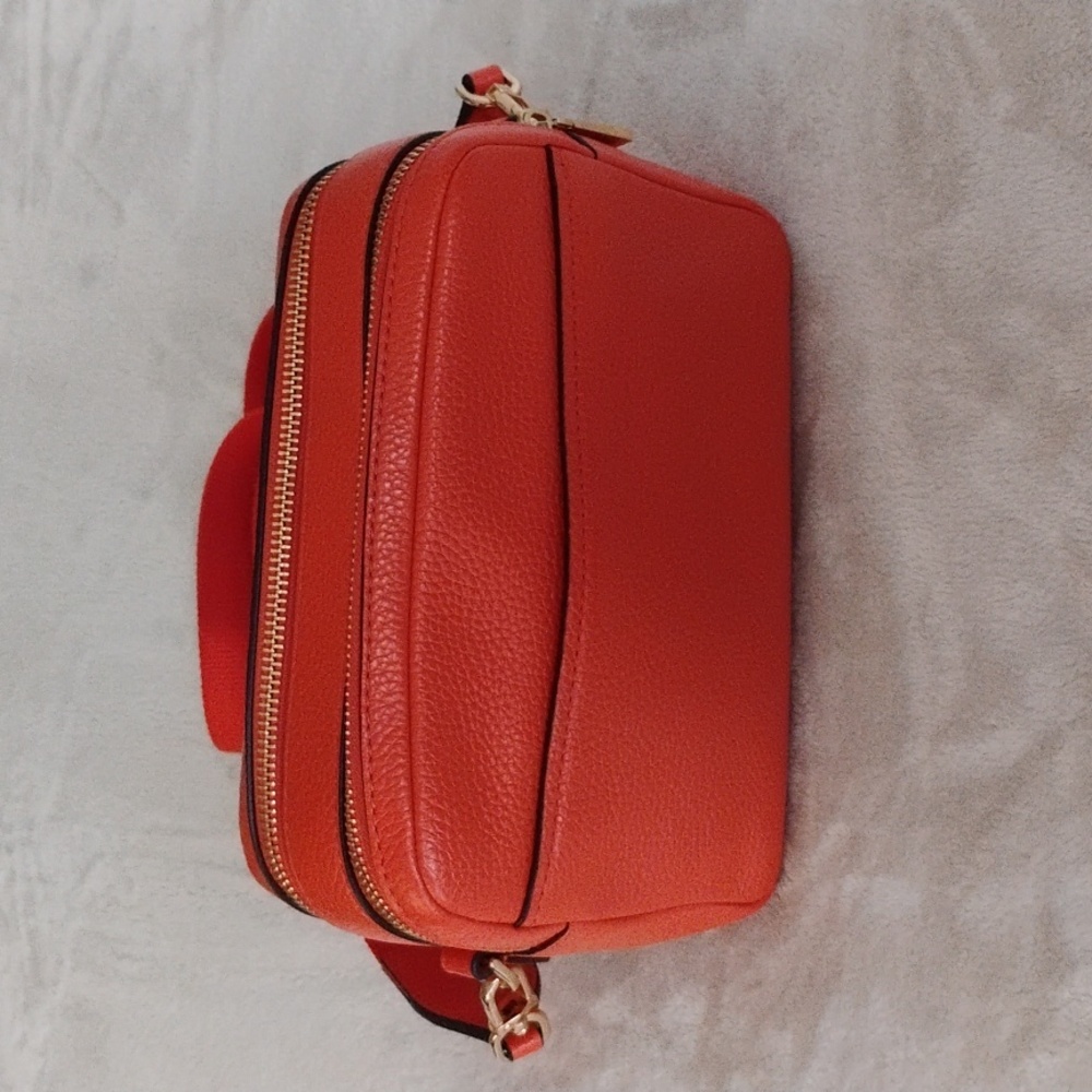 Michael Kors Orange Crossbody Bag - Picture 2 of 8
